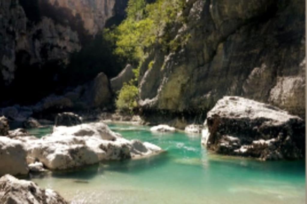 Oasis Tranquille - L'Evasion Au Verdon Gréoux-les-Bains Exterior foto